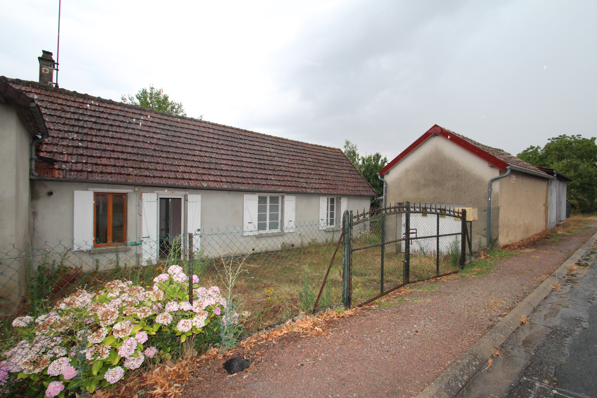 LUCENAY LES AIX, Maison à rénover